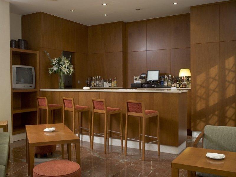 Nh Cordoba Califa Hotel Exterior photo